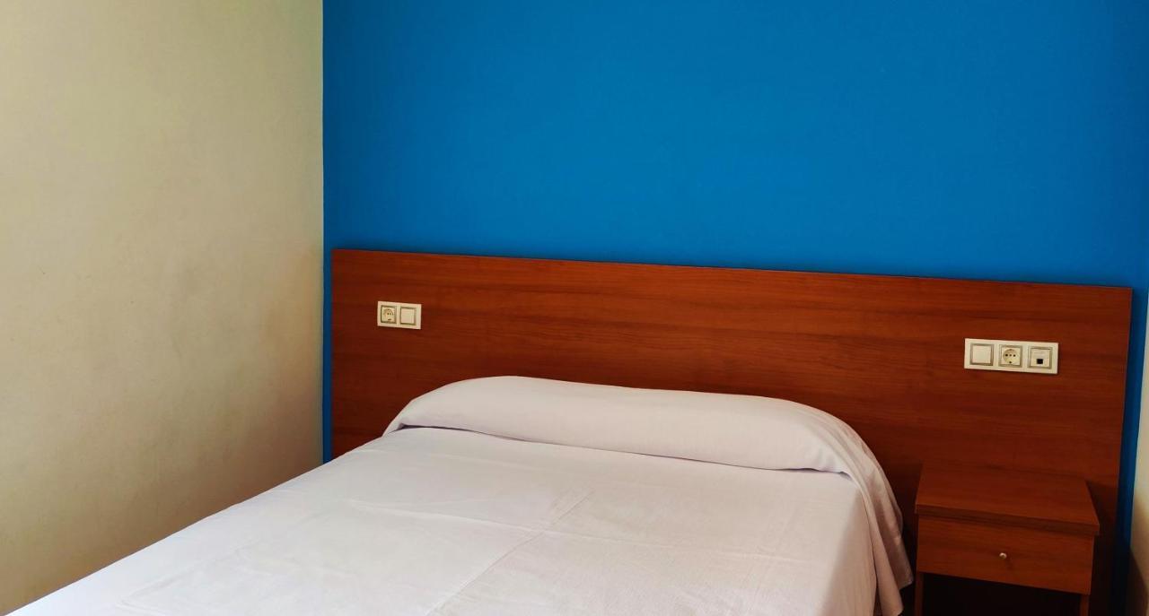 Pension San Roque ลูโก ภายนอก รูปภาพ